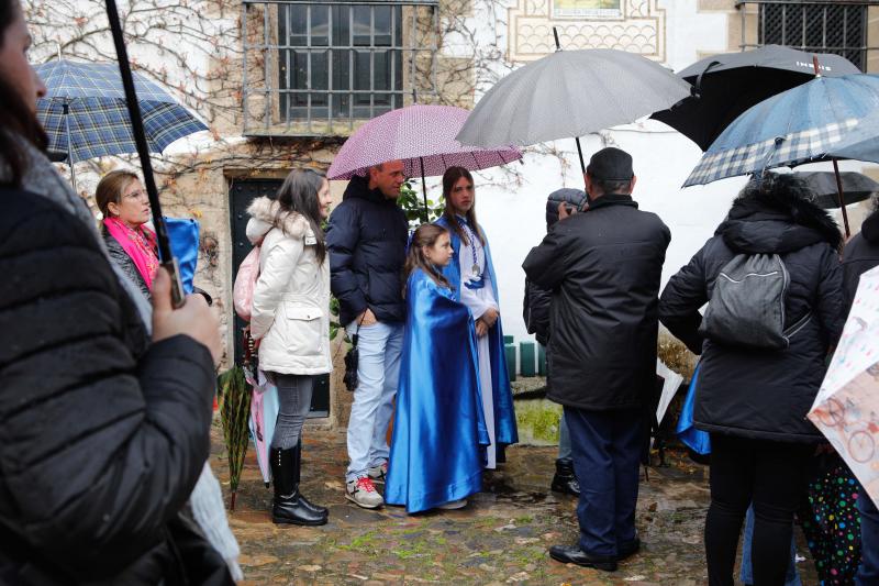 Cofradía de Nazarenos de Nuestro Padre Jesús de la Expiración y Nuestra Madre y Señora de Gracia y Esepranza. 