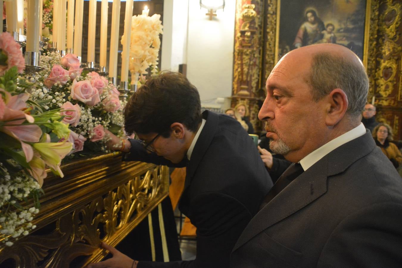 Las procesiones del Viernes Santo se quedaron en los templos