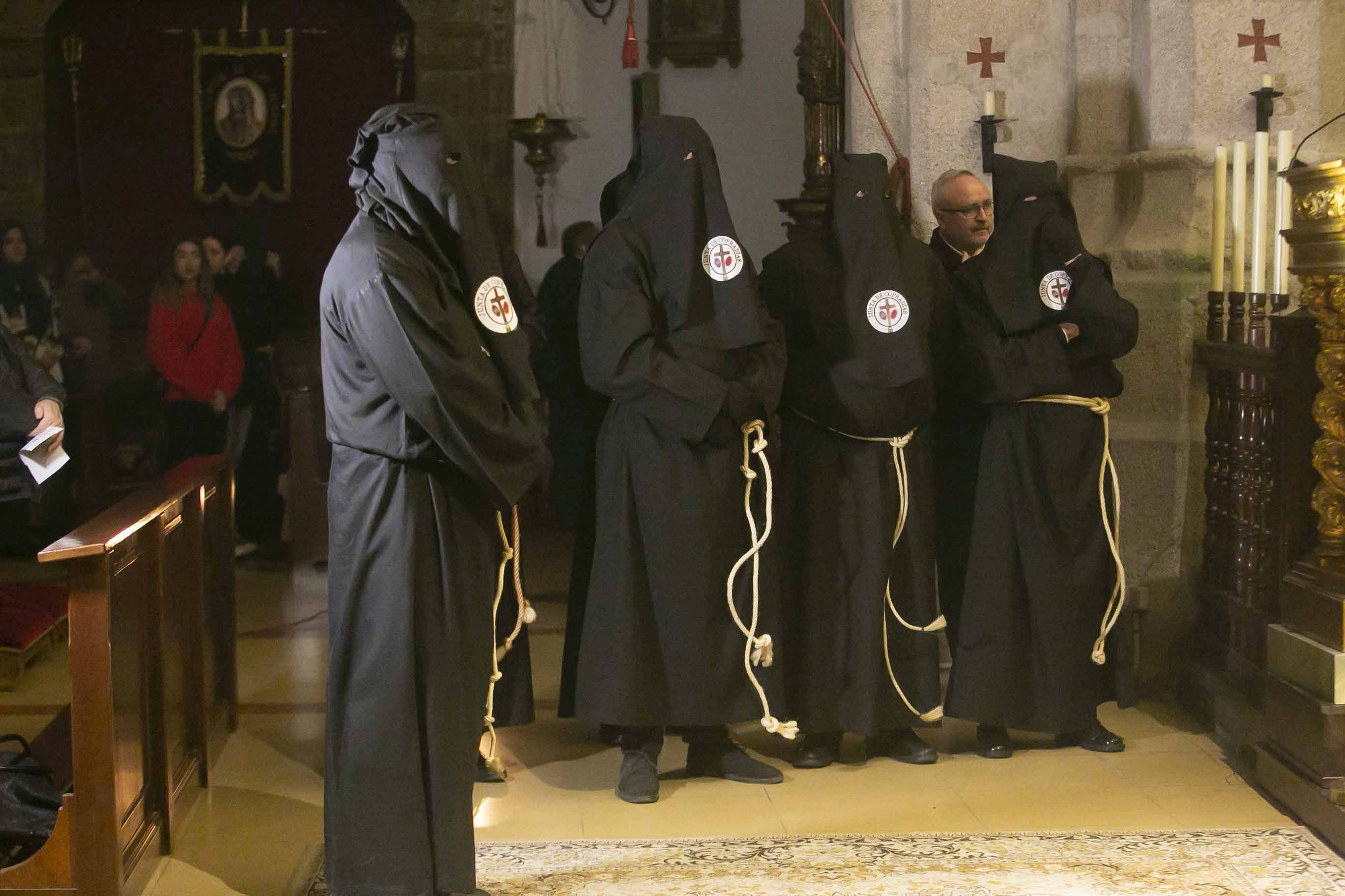 El viacrucis tuvo lugar en la Concatedral de Mérida. 