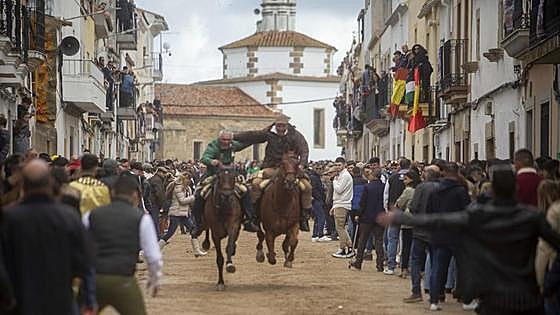 Las mejores imágenes de las carreras de caballo de Arroyo de la Luz