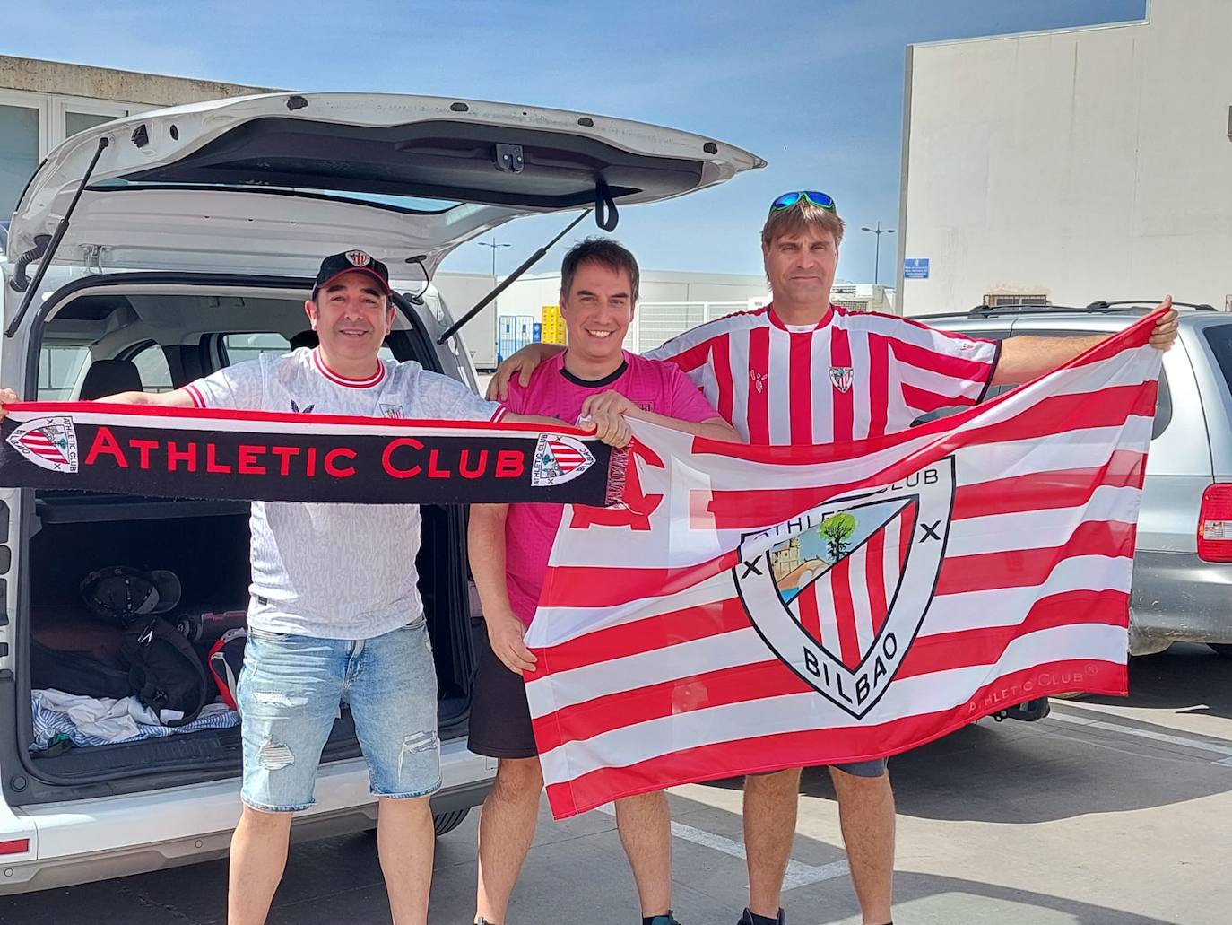 Hinchas en Athletic de Almendralejo. 