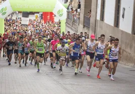 Salida de la media maratón de Cáceres de 2022.