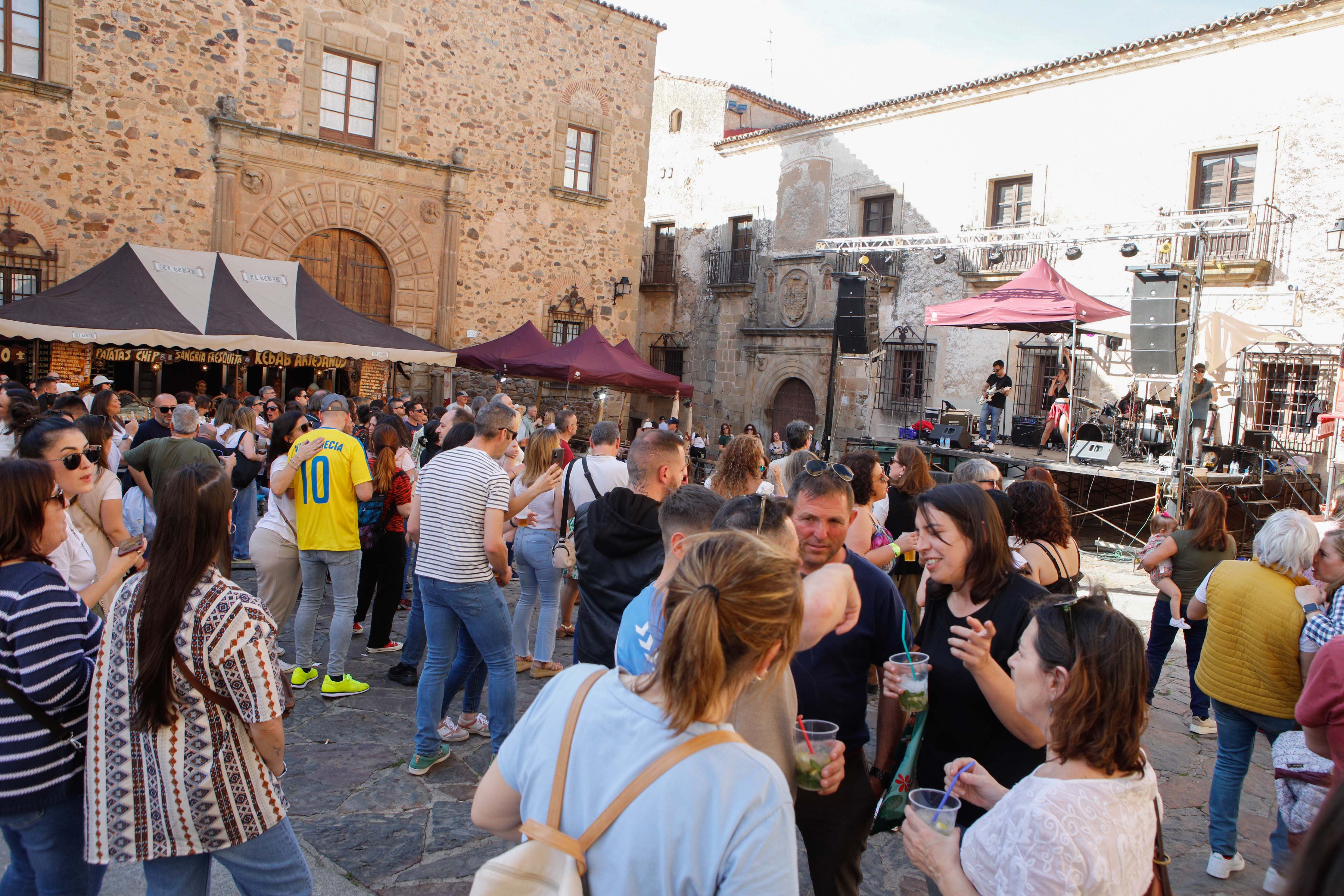 El Mercado de Primavera de Cáceres, en imágenes