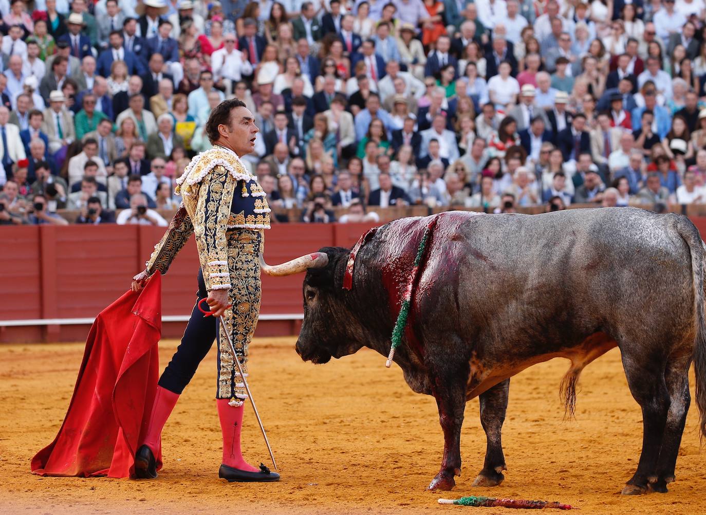 Emilio de Justo, triunfador de la tarde en Sevilla