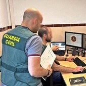 Cuatro detenidos en Extremadura por cometer 46 estafas online en 17 provincias