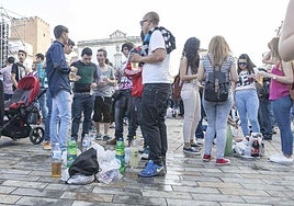 El alcalde de Cáceres anuncia medidas contundentes para impedir el botellón en el Womad