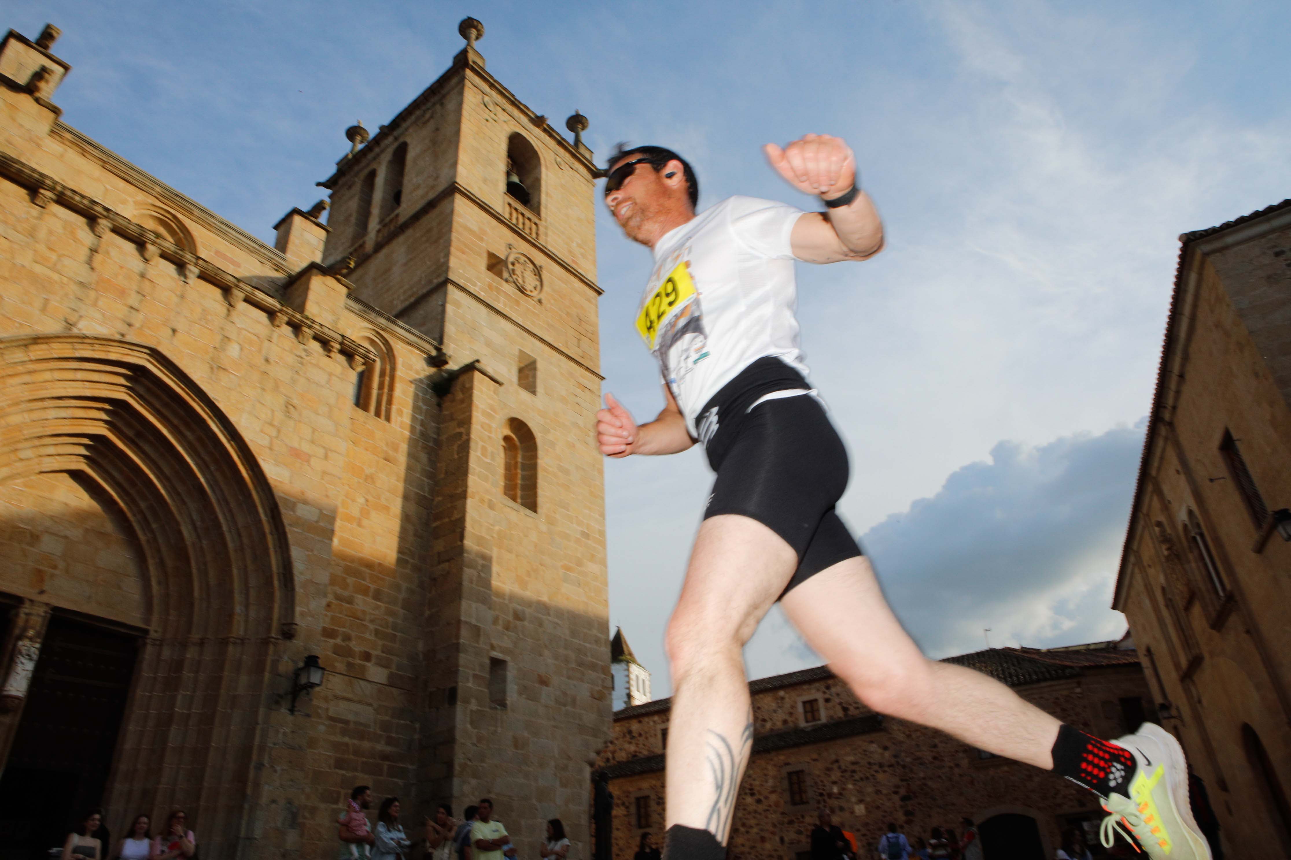 La media maratón cacereña, en imágenes (II)