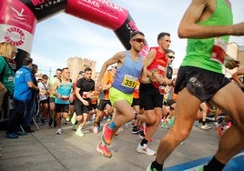 La media maratón cacereña, en imágenes (I)