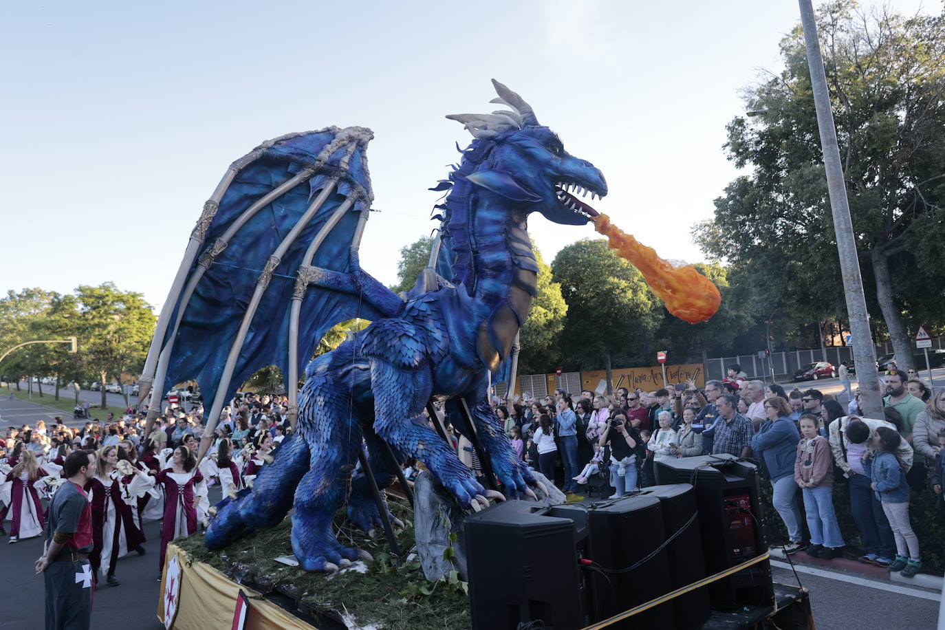 Imágenes del desfile de San Jorge en Cáceres