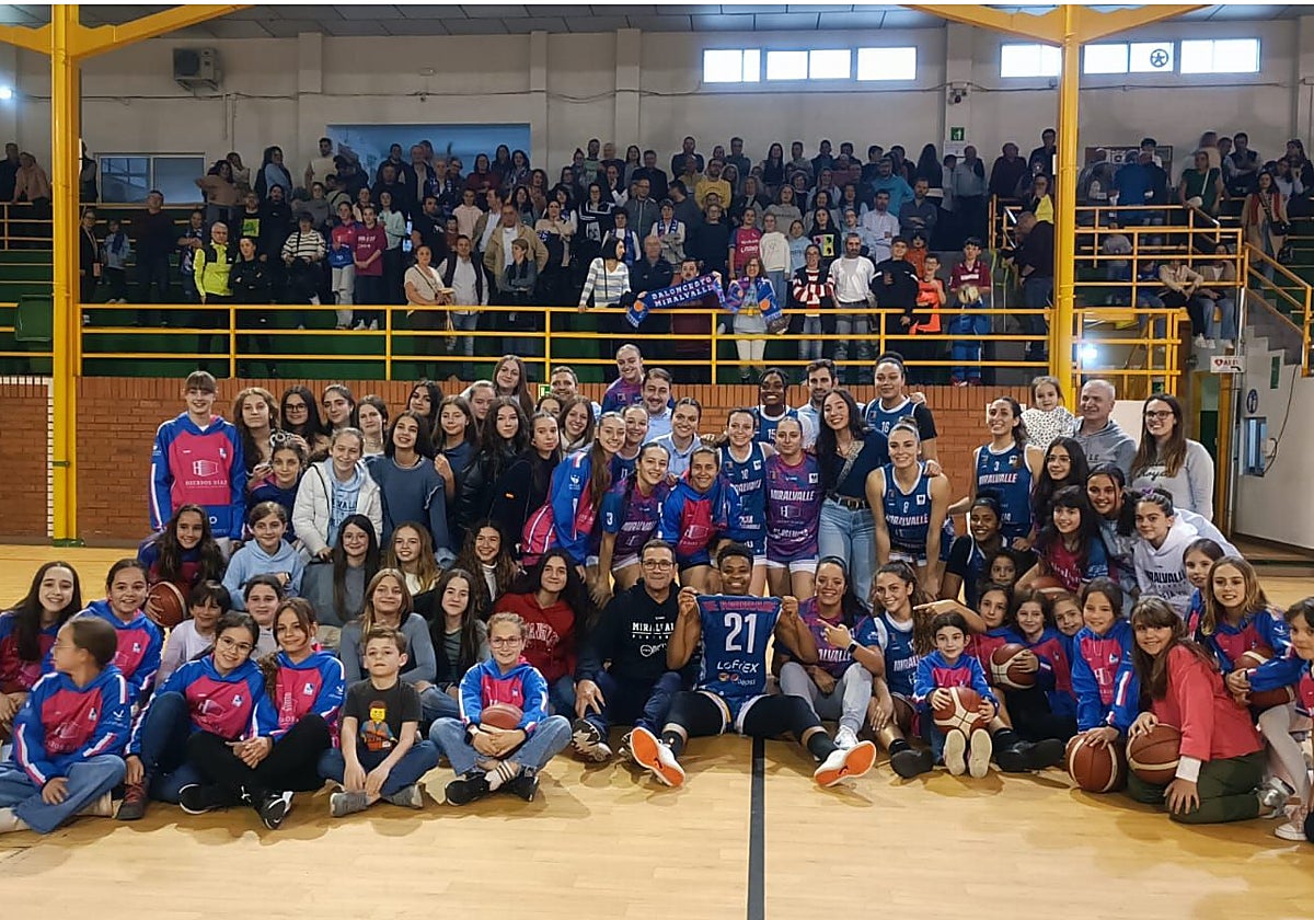 Celebración del último triunfo de las placentinas en casa.