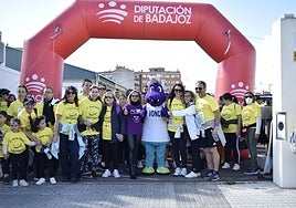 Las mejores imágenes de la marcha solidaria 'Ayúdanos a Conseguir Sonrisas por Extremadura' (II)