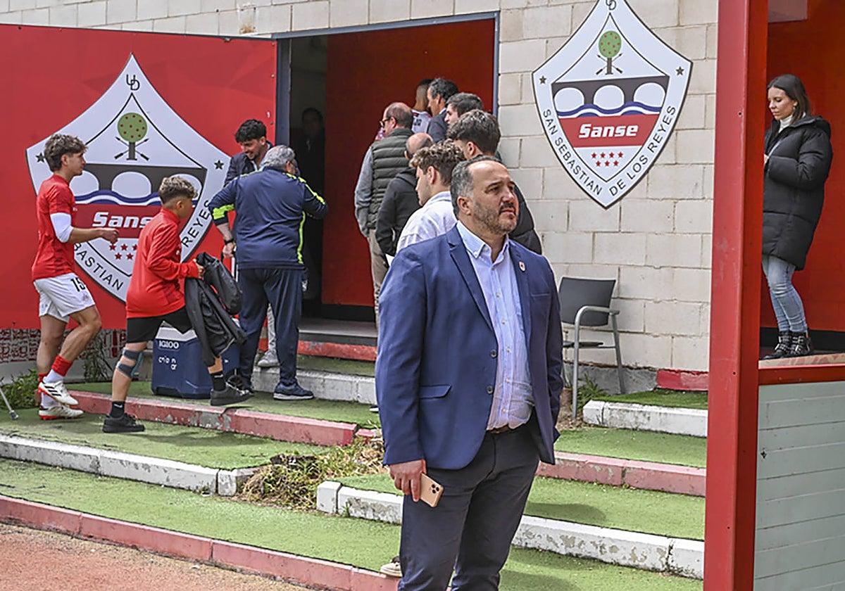 Javier Peña tras finalizar el partido en Matapiñonera.