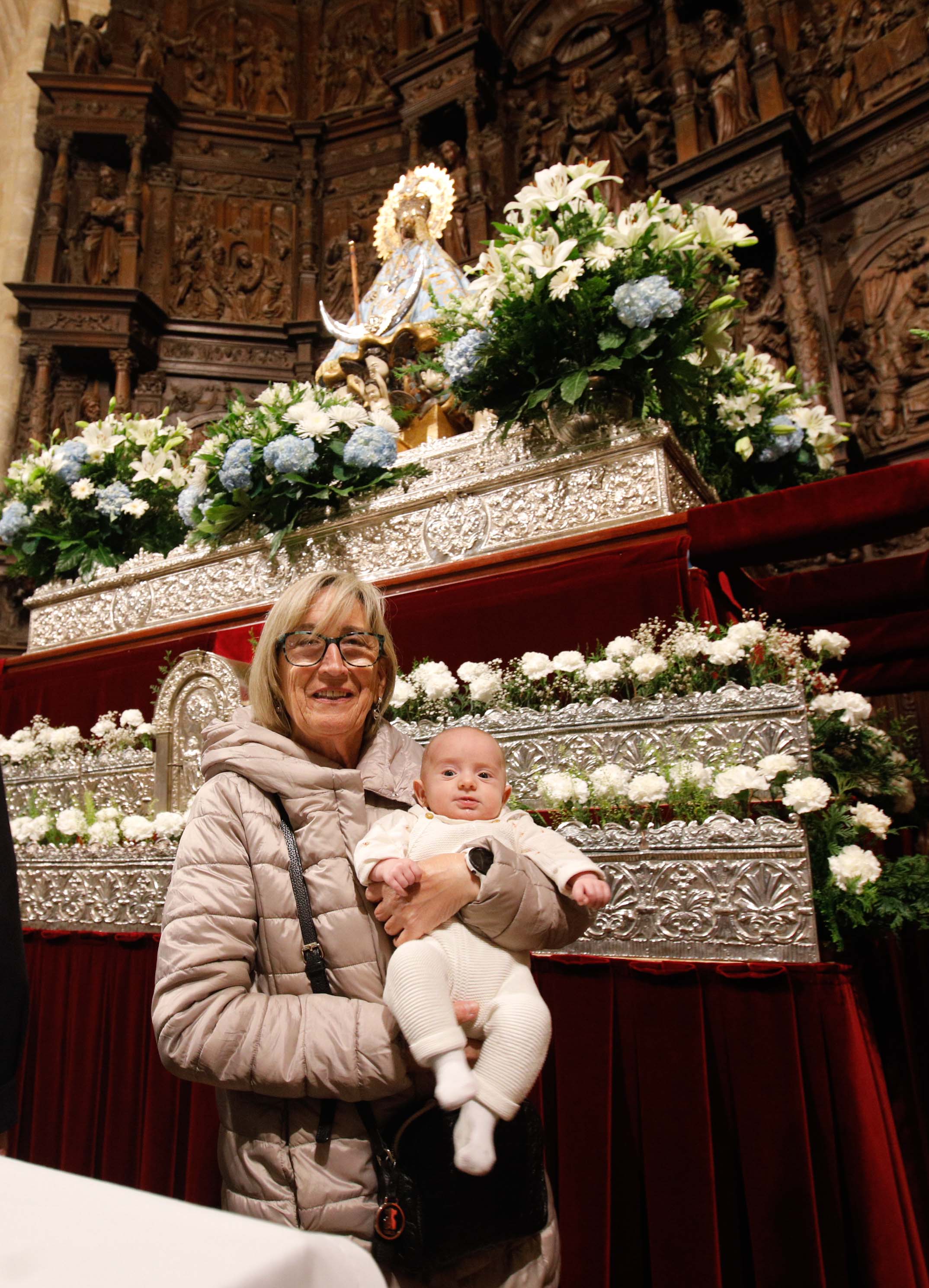 Búscate en la presentación de los bebés cacereños a la Virgen de la Montaña (II)