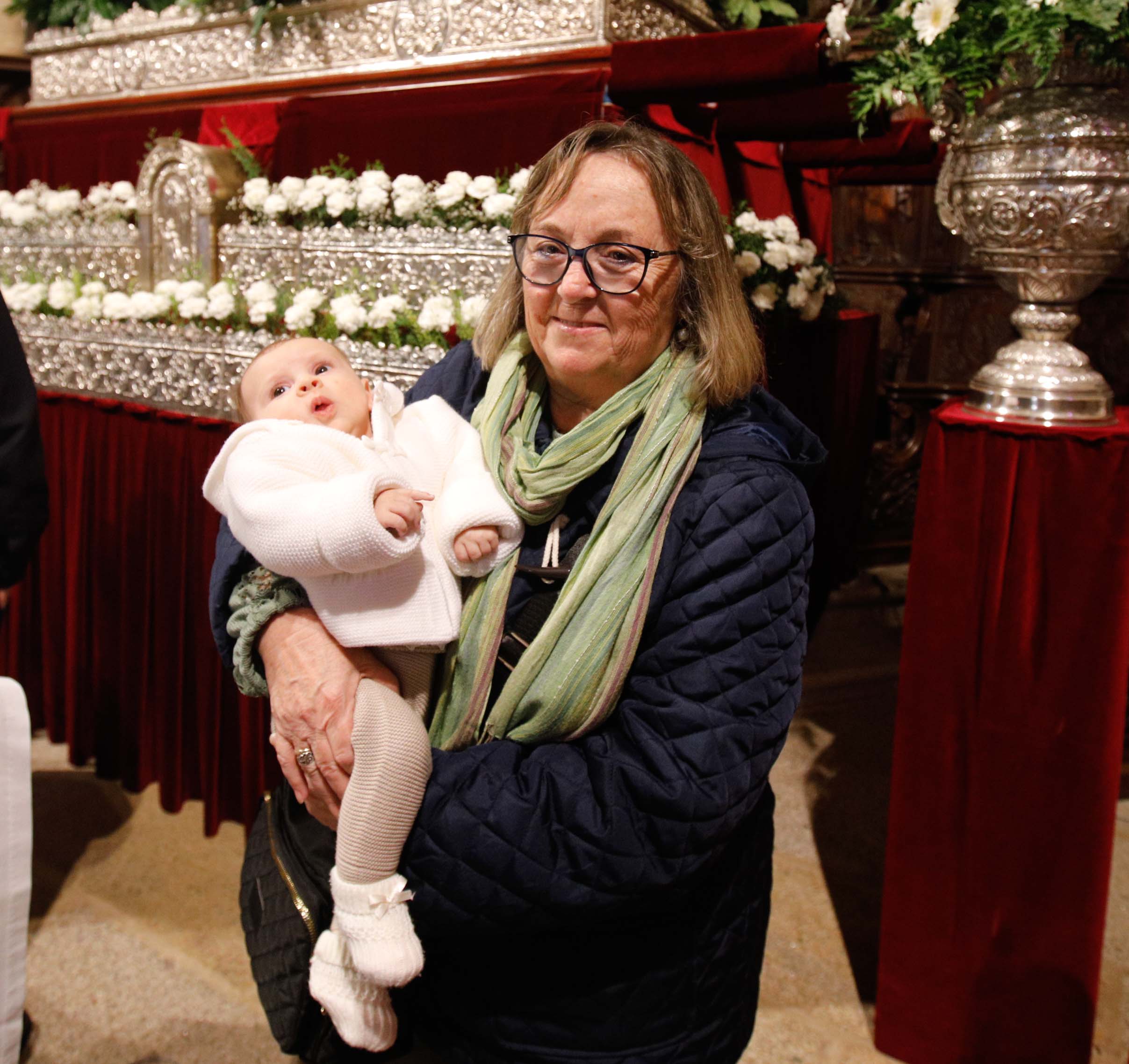 Búscate en la presentación de los bebés cacereños a la Virgen de la Montaña (I)