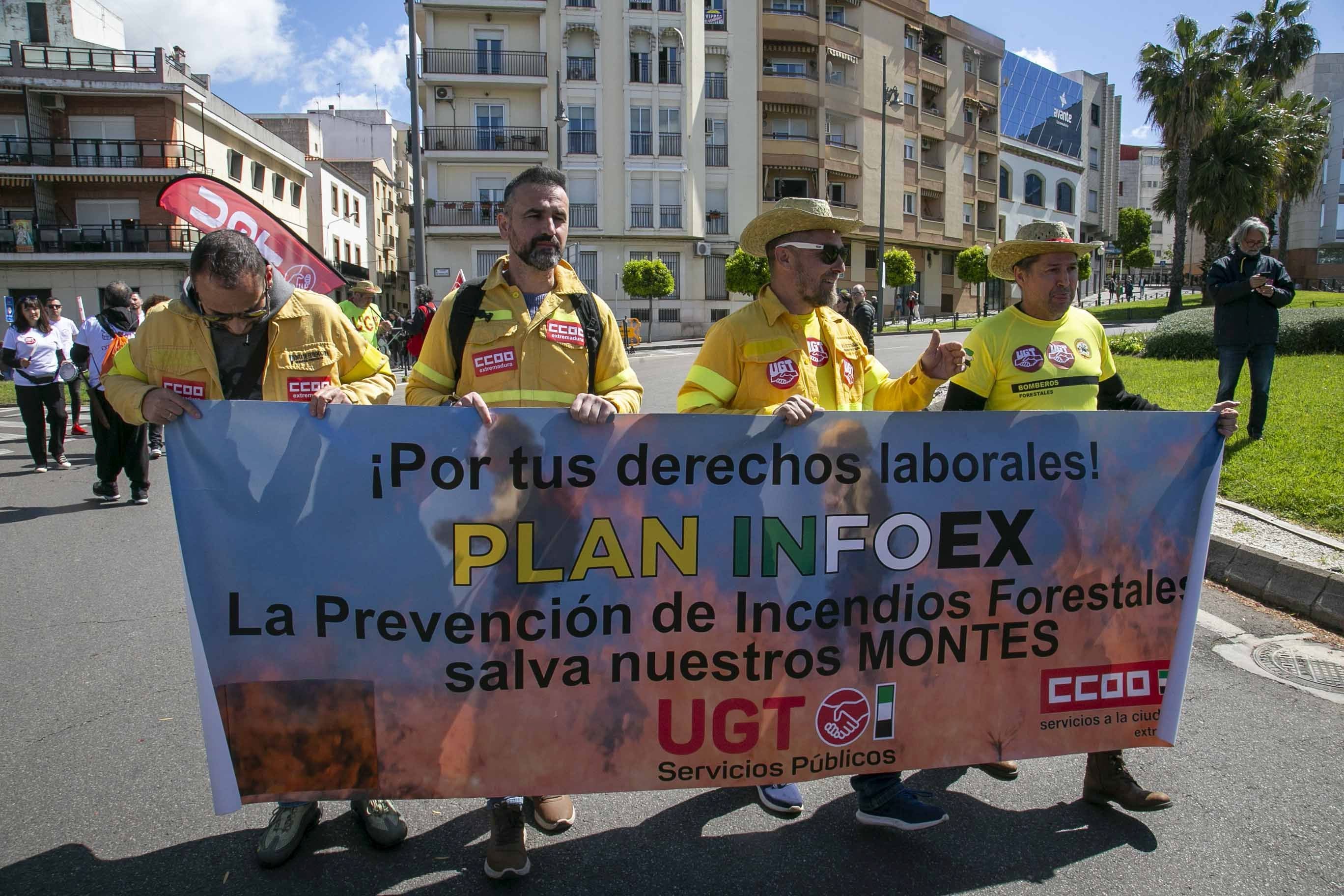 Imágenes de la manifestación del 1 de mayo en Mérida