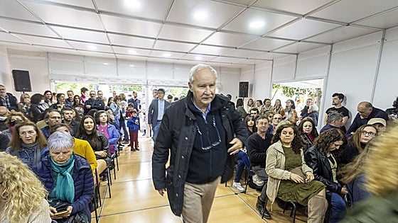 Más de 20.000 personas pasan por la feria del libro de Cáceres