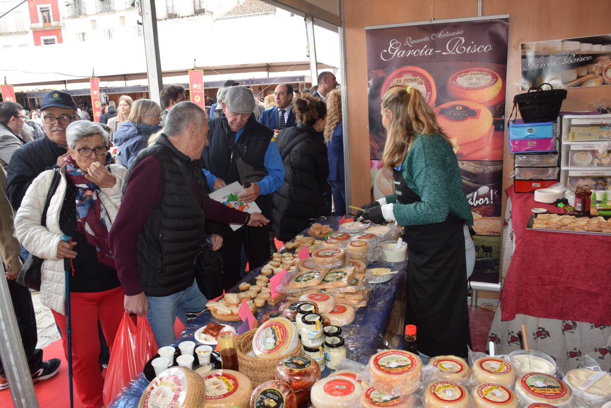 Las mejores imágenes de la Feria del Queso de Trujillo