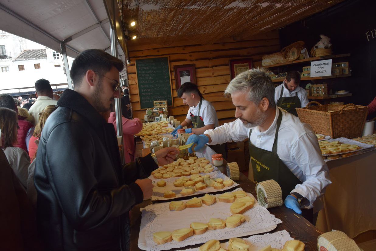 Las mejores imágenes de la Feria del Queso de Trujillo