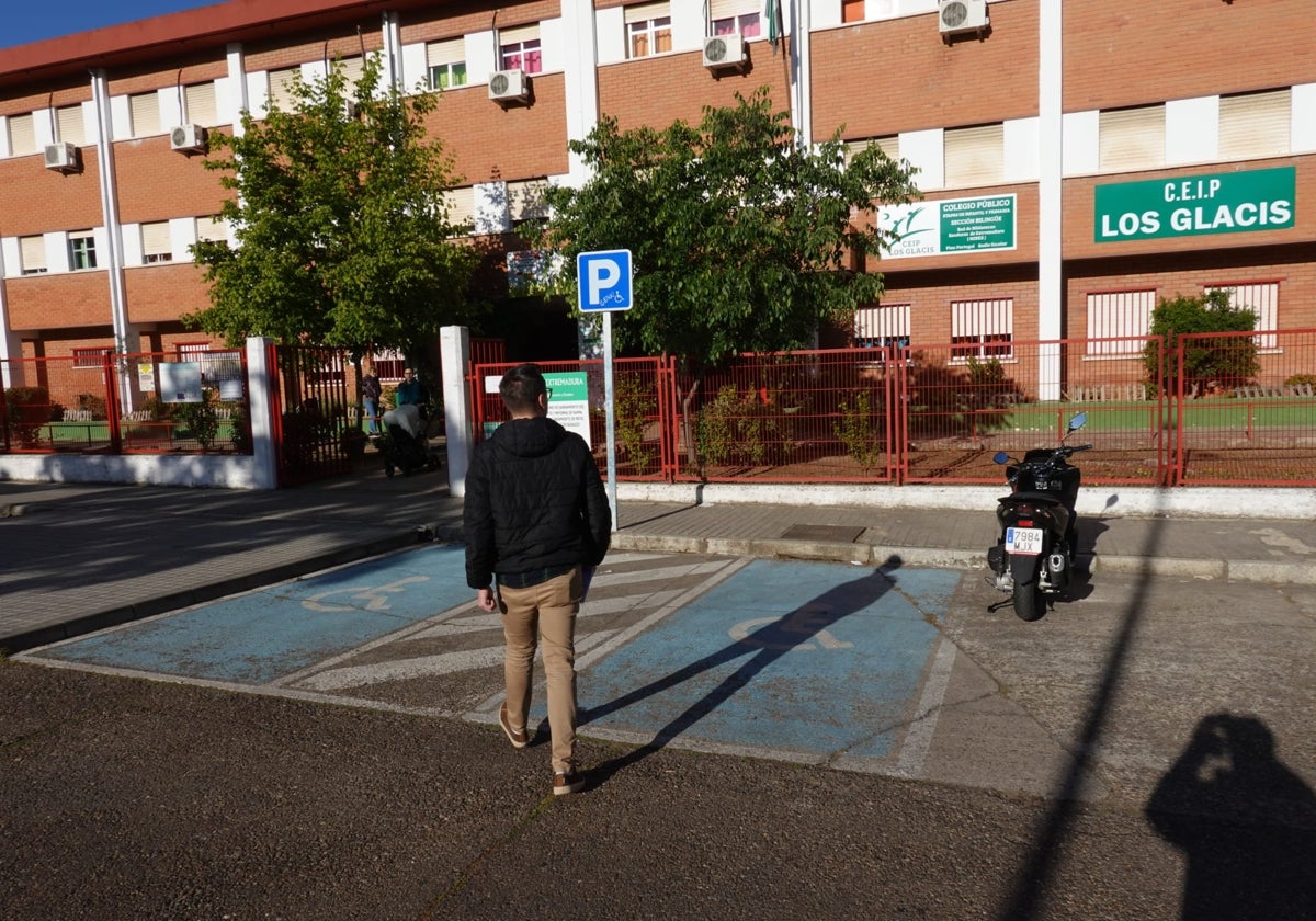 El colegio Los Glacis ha abierto este viernes sus puertas a pesar de lo sucedido.