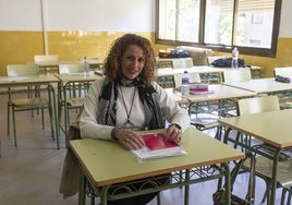 Yolanda García en el centro de educación de adultos Maestro Martín Cisneros.