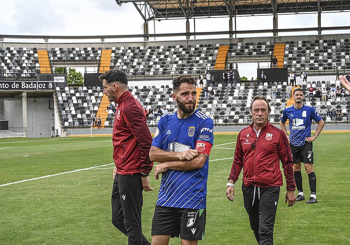 Badajoz y Llerenense se despiden de la Segunda RFEF en el Nuevo Vivero