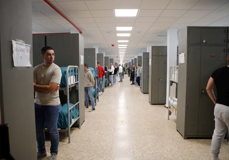 Los alumnos llegados al Cefot en sus habitaciones.