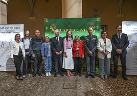 Desayuno solidario de la Guardia Civil a favor del Asociación Oncológica de Extremadura (AOEx)