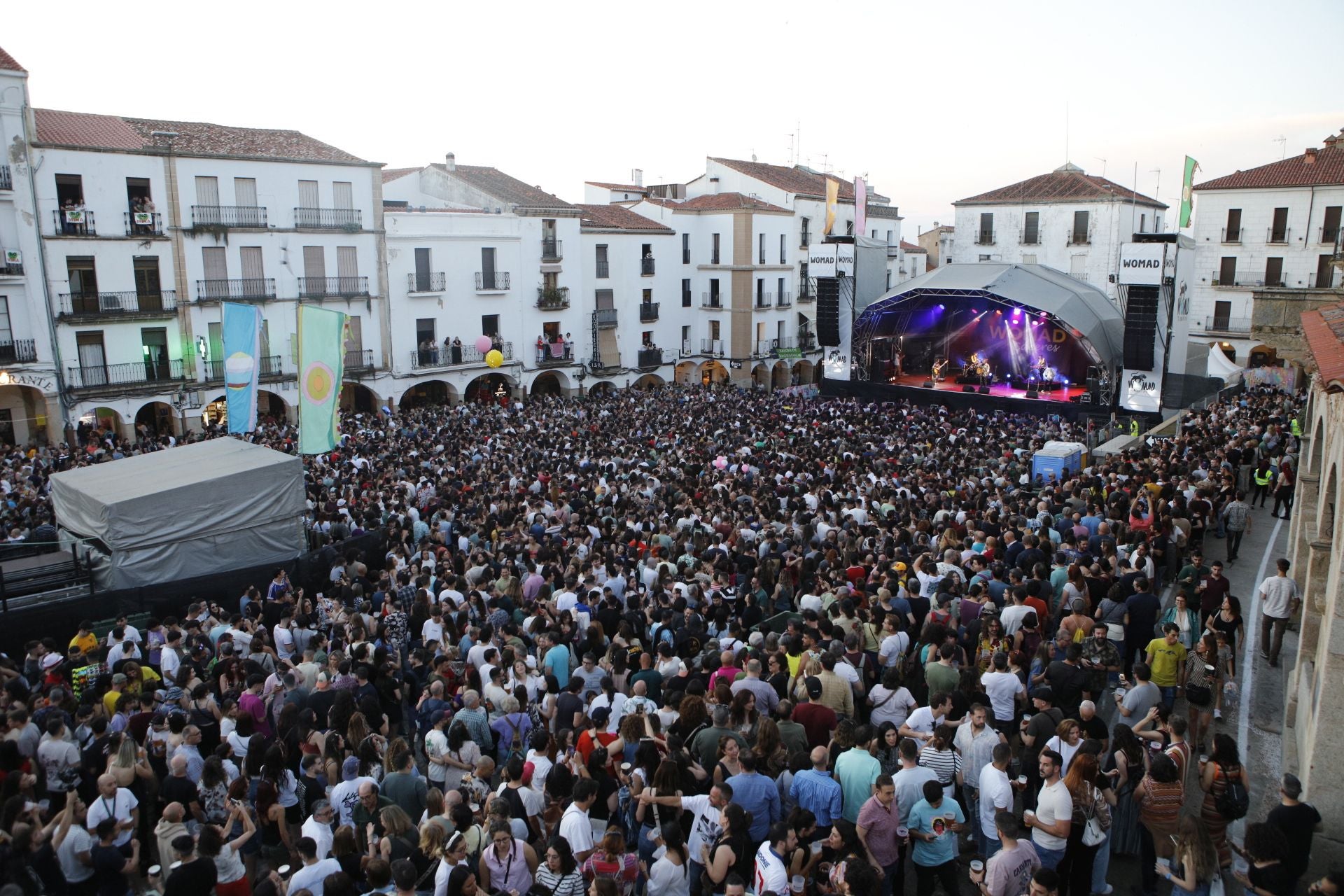 Ambiente de este sábado en el Womad de Cáceres (IV)