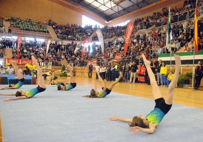 Exhibición de gimnasia en una clausura anterior.