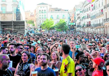 Público asistente a uno de los conciertos de la 31 edición del festival Womad de Cáceres el pasado fin de semana.