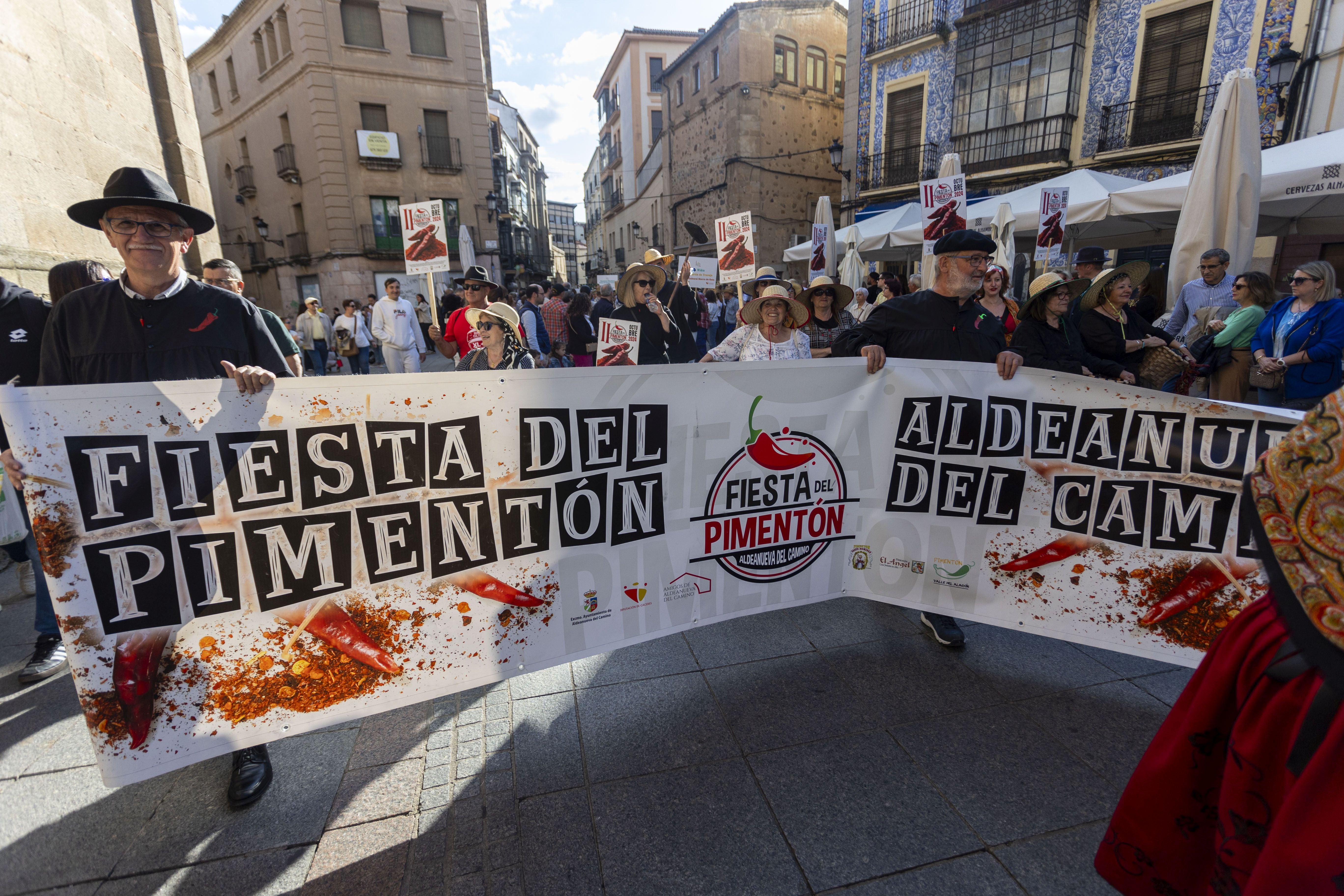 El desfile de Jato, en imágenes