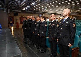 Acto de entrega de diplomas de la Policía Nacional en Cáceres a miembros honorarios y jubilados