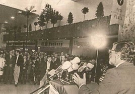 El presidente de la Junta, Rodríguez Ibarra, inaugura el Ruta de la Plata el 18 de mayo de 1993.