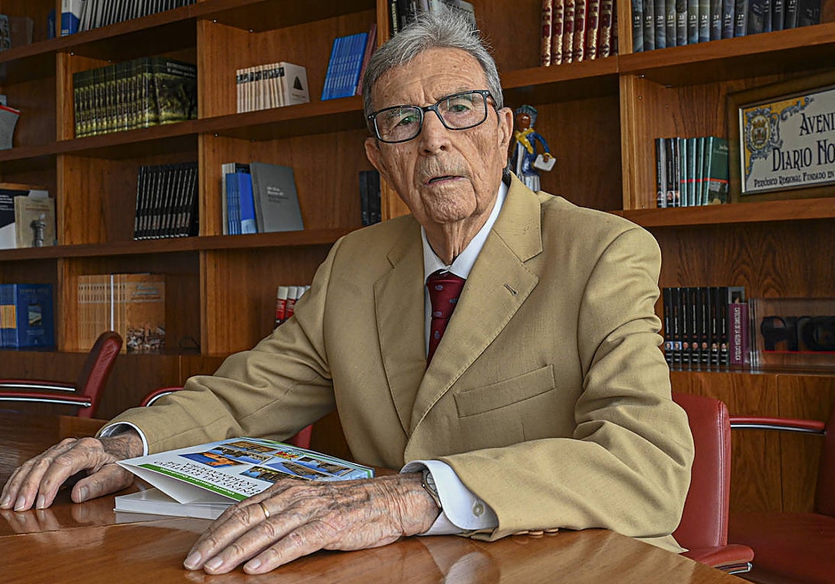 Vicente Sánchez Quadrado, abogado pacense, militó primero en UCD y luego en el PP.