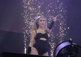 Las mejores imágenes del concierto de Ana Mena en Cáceres