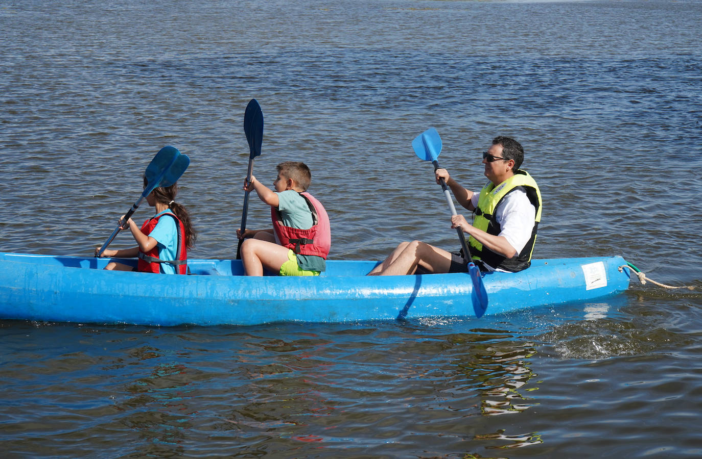 Imágenes de la jornada de puertas abiertas en el club de piragüismo de Badajoz