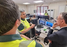 El delegado del Gobierno visita la Escuela de Tráfico de la Guardia Civil