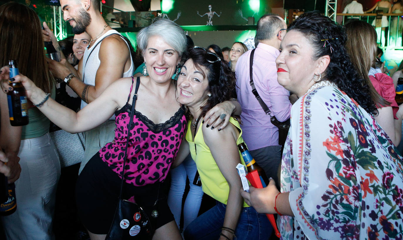 Ambiente en las casetas del Ferial de Cáceres