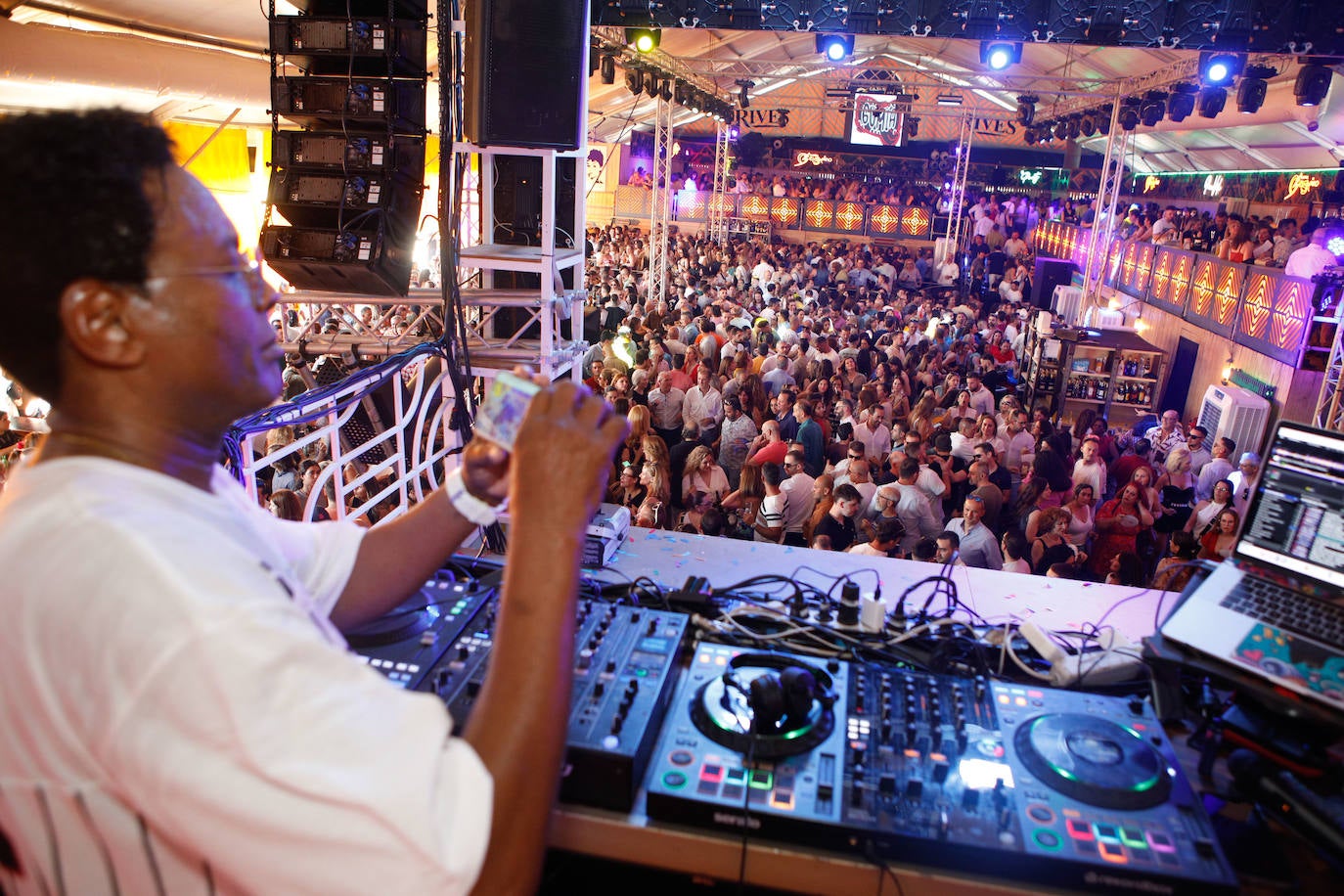 Ambiente en las casetas del Ferial de Cáceres