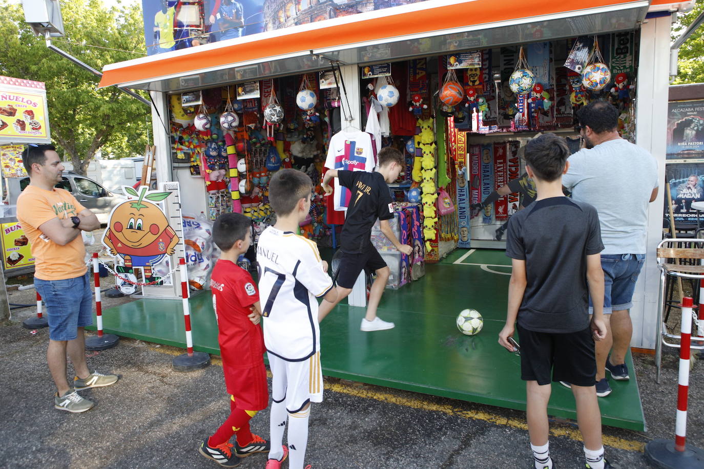 Las mejores imágenes del ambiente en el Ferial de Cáceres este sábado