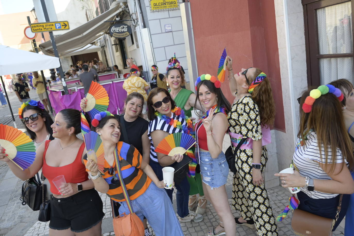 Las mejores fotos de la fiesta de Los Palomos en el centro de Badajoz