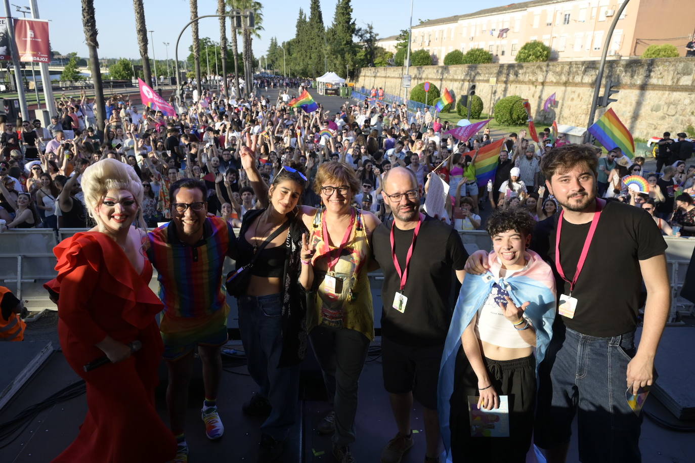 Las mejores fotos de la fiesta de Los Palomos en el Paseo Fluvial de Badajoz