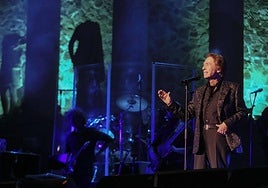 Las mejores imágenes del concierto de Raphael en Mérida