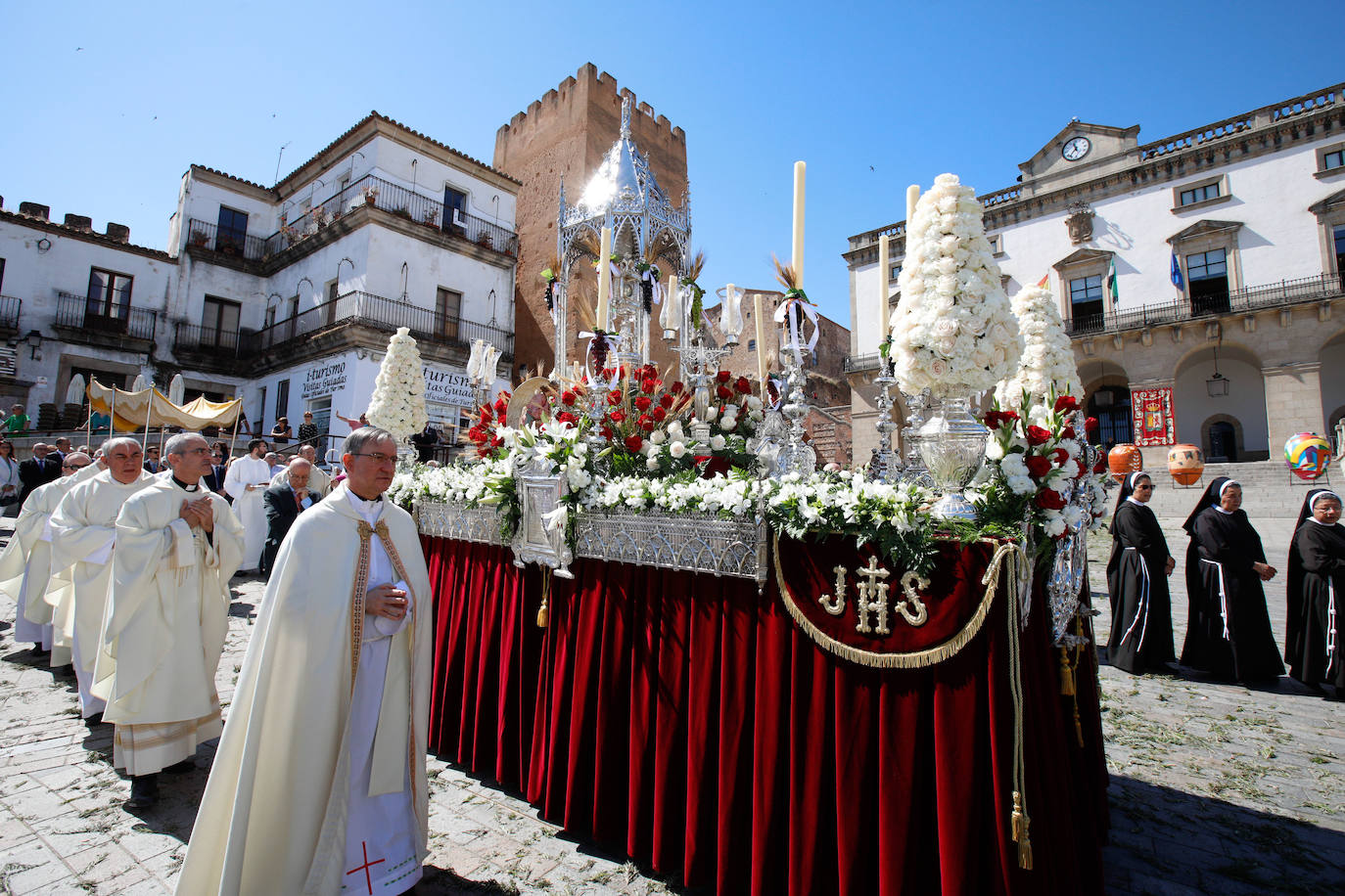 Fotos | Las mejores imágenes del Corpus en Cáceres