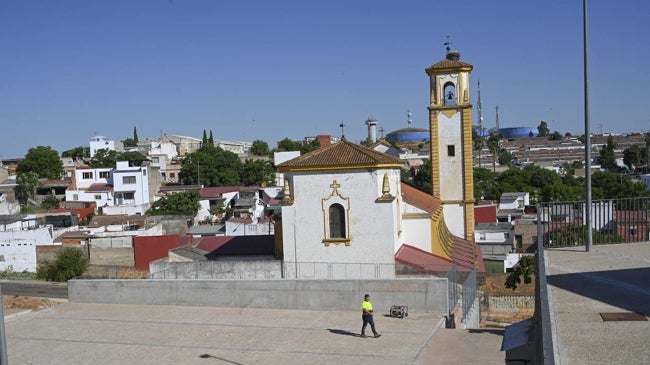 Imagen después - Cambio de la plaza principal en los últimos meses.