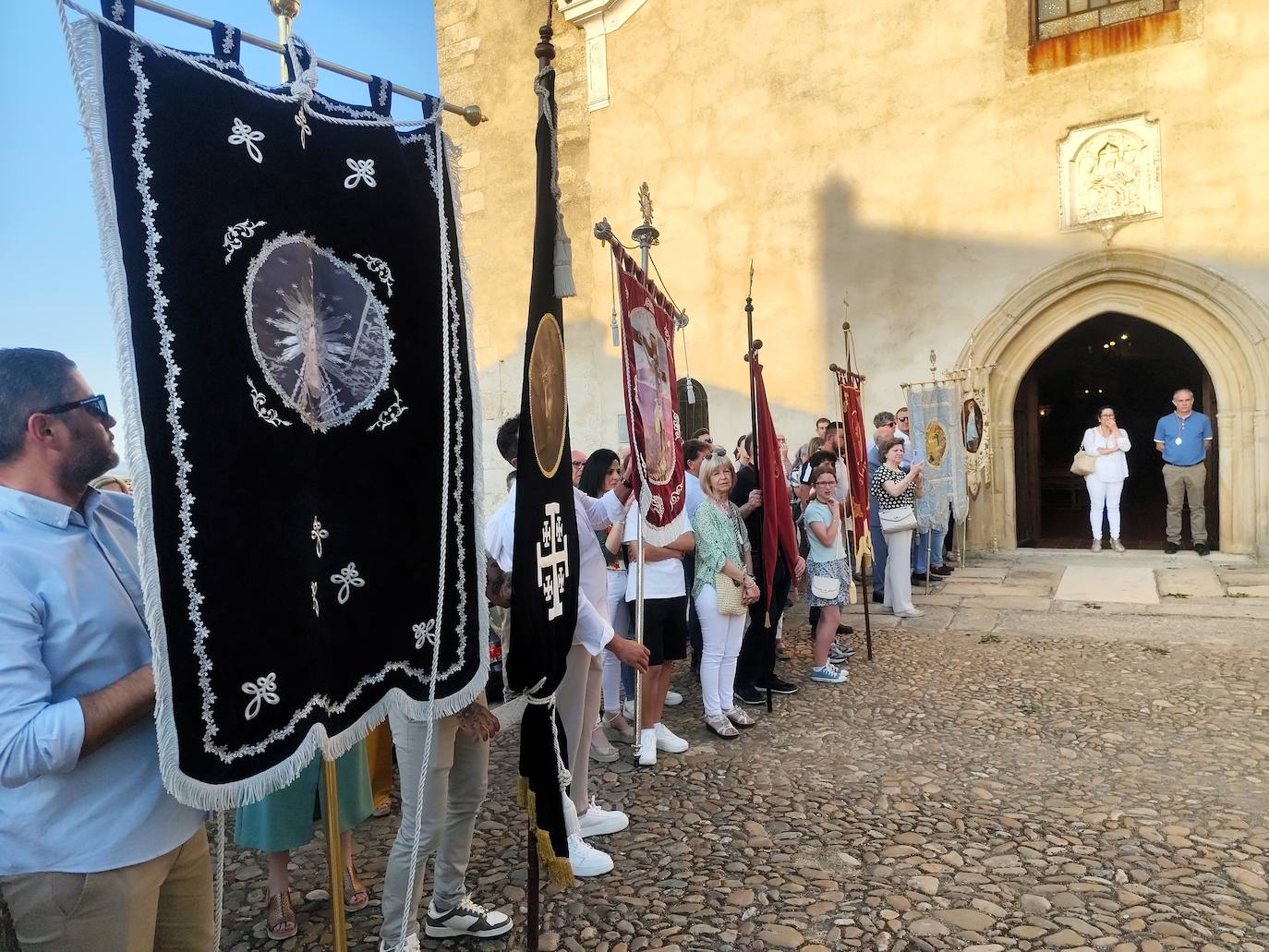 Procesión del Corpus por la Villa Adentro