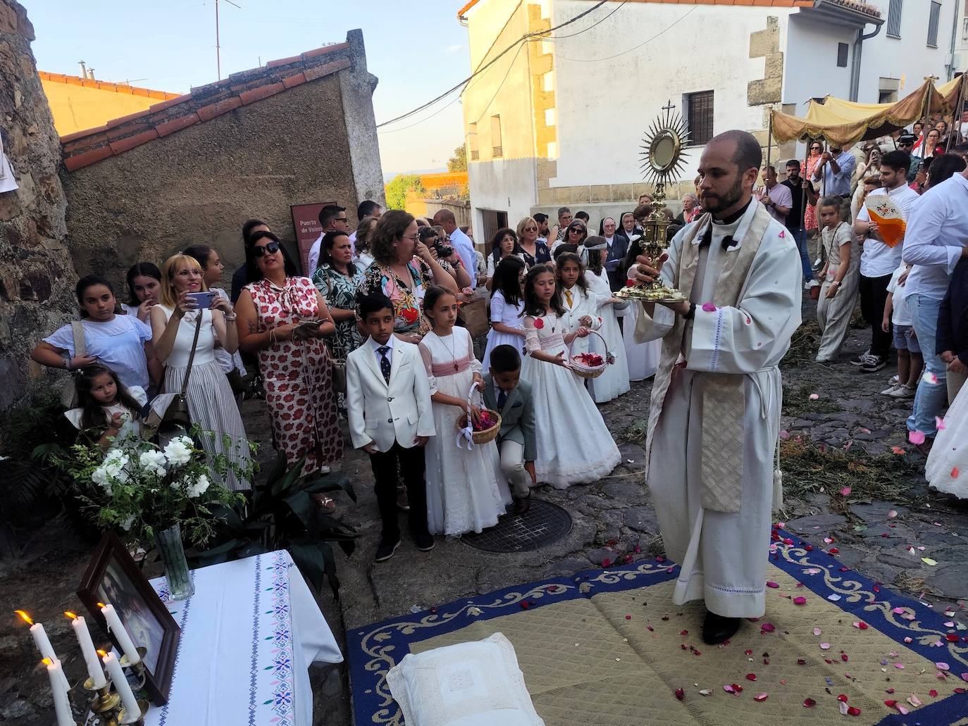Procesión del Corpus por la Villa Adentro