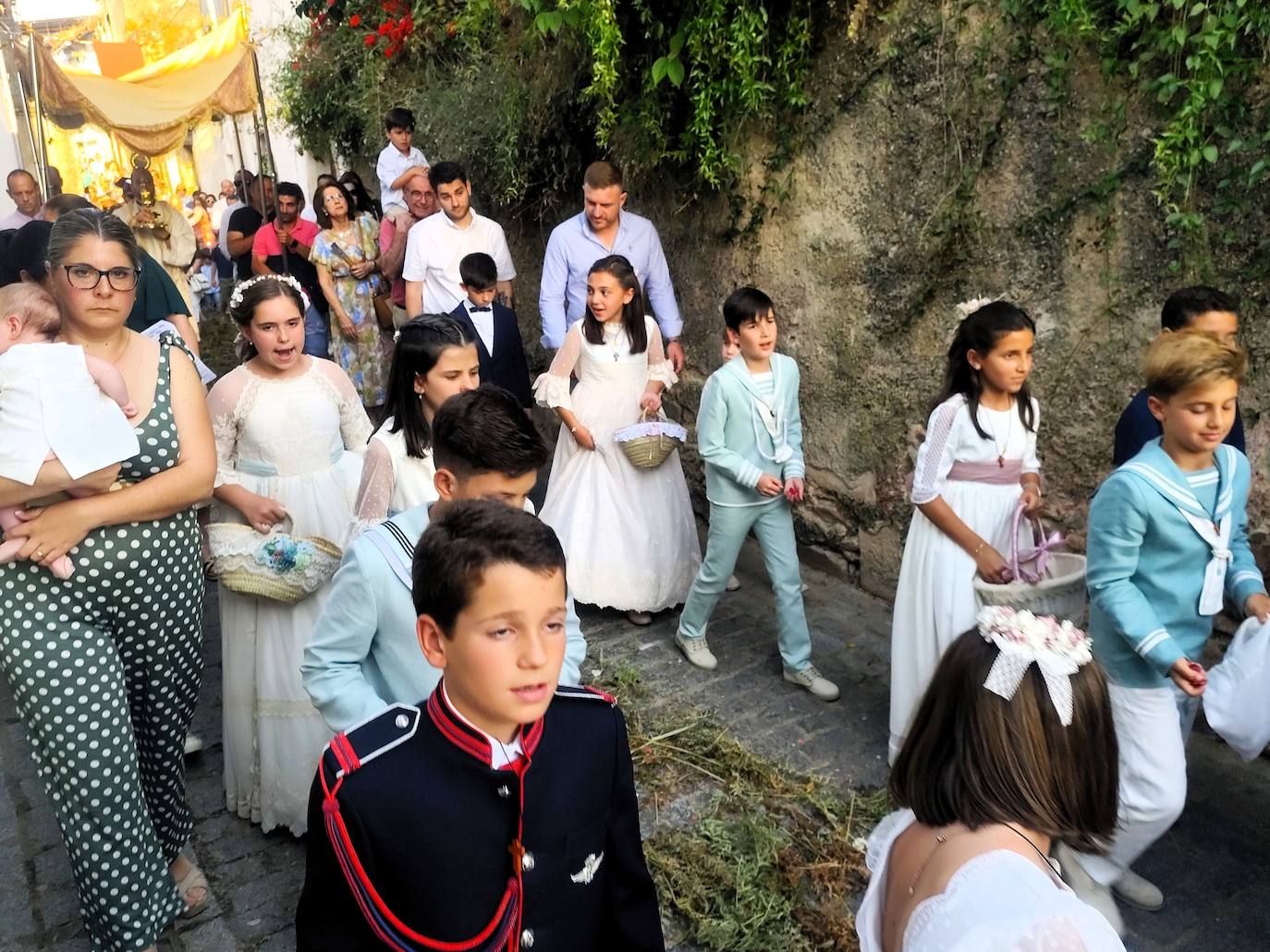 Procesión del Corpus por la Villa Adentro