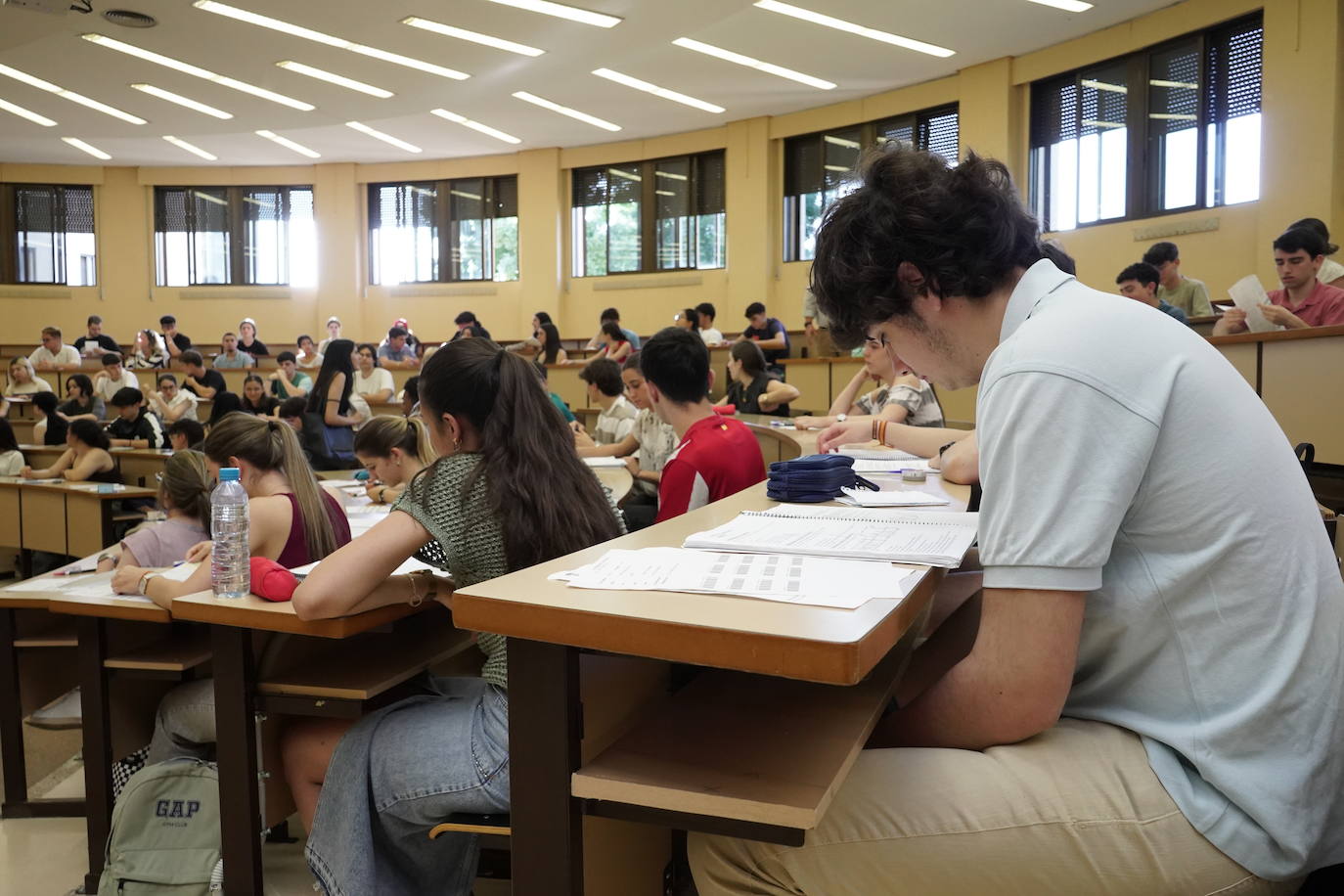 Las pruebas de la EBAU en Badajoz, en imágenes