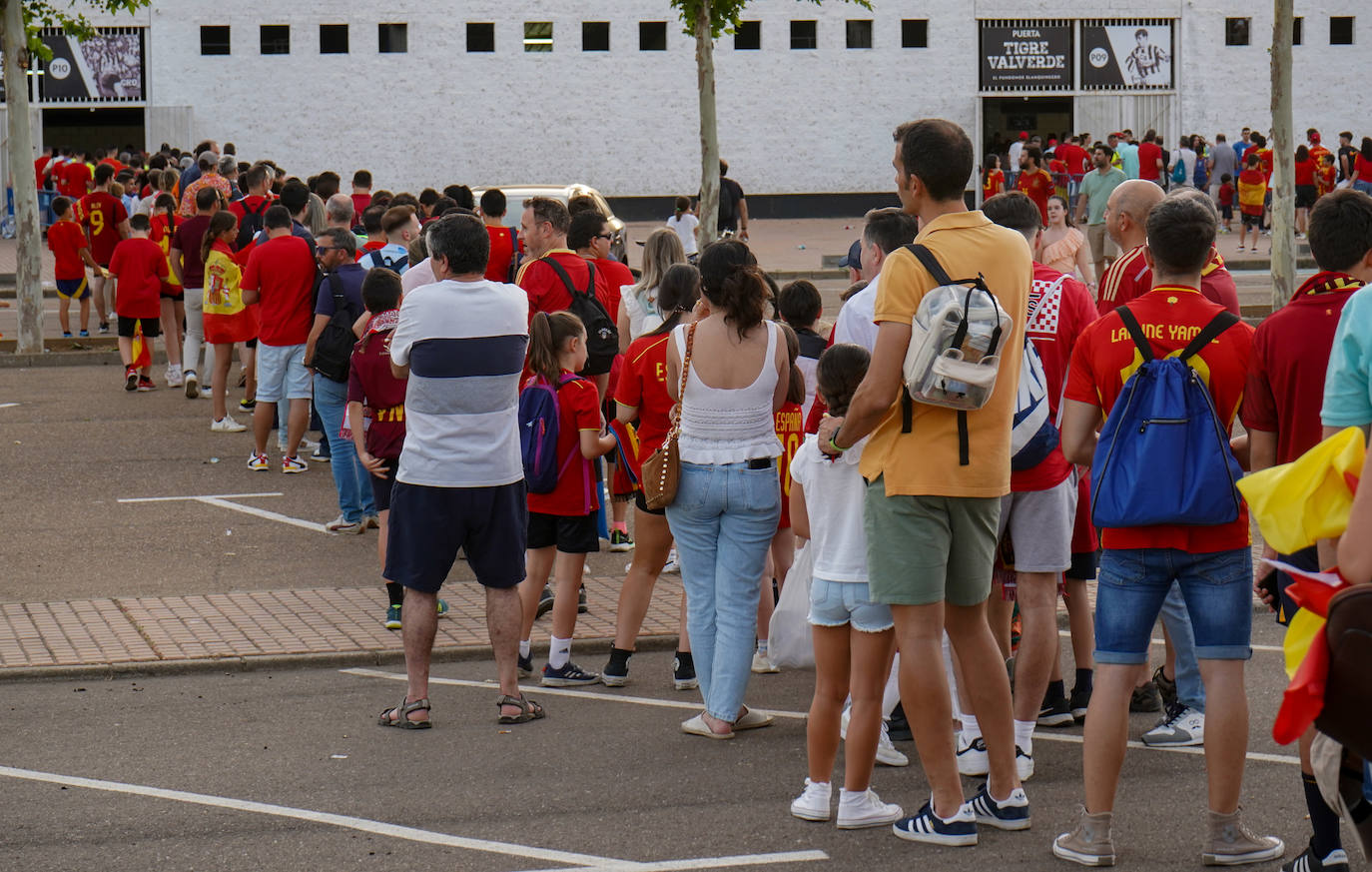 Búscate en el Nuevo Vivero durante la previa del España-Andorra